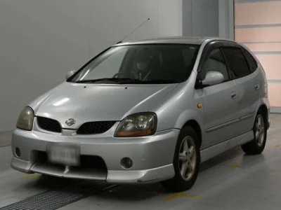 Nissan Tino