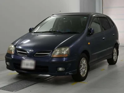 Nissan Tino