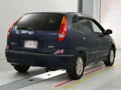 Nissan Tino