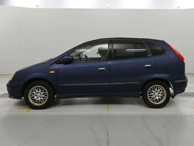 Nissan Tino