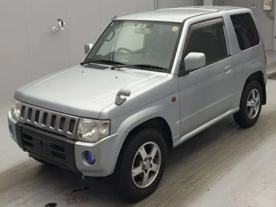 Mitsubishi Pajero Mini
