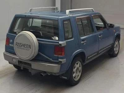 Nissan Rasheen