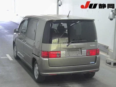 Honda Mobilio Spike