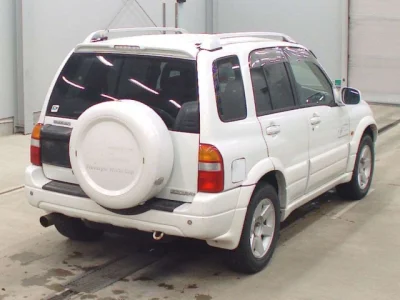Suzuki Escudo