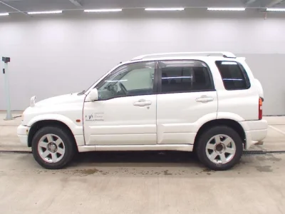 Suzuki Escudo