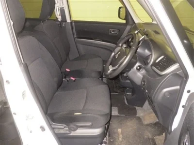 Mitsubishi Delica D:2