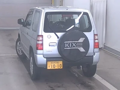 Nissan Kix