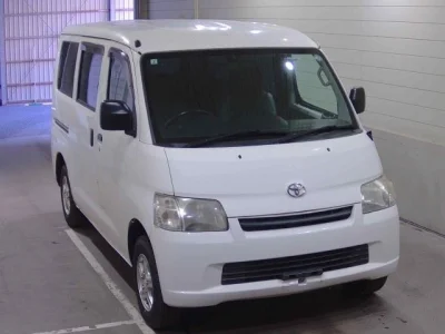 Toyota LiteAce Van