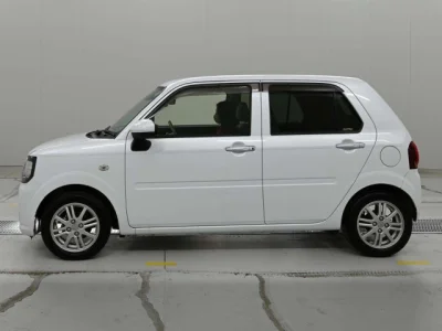 Daihatsu Mira Tocot