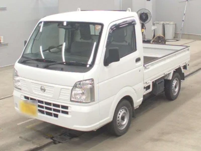 Nissan NT100 Clipper