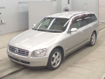 Nissan Stagea