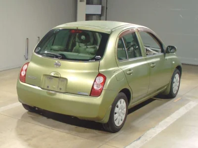 Nissan March