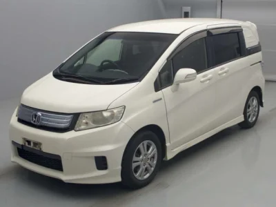 Honda Freed Spike
