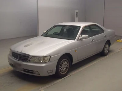 Nissan Laurel