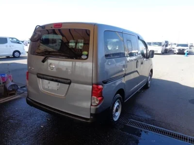Nissan NV200