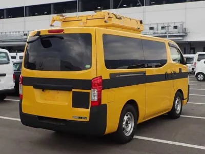 Isuzu Como