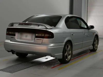 Subaru Legacy B4