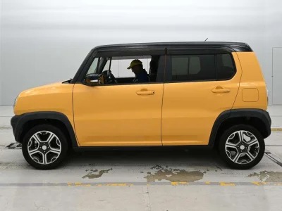 Mazda Flair Crossover