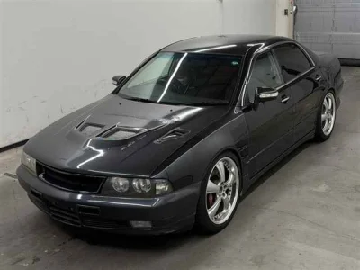Mitsubishi Diamante