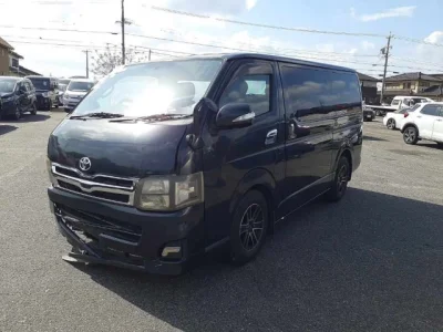 Toyota HiAce Van