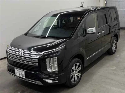 Mitsubishi Delica D:5