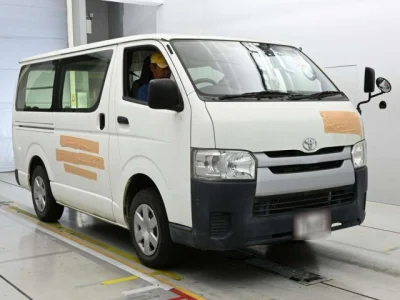 Toyota RegiusAce