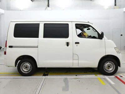Toyota LiteAce Van