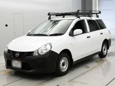 Nissan AD