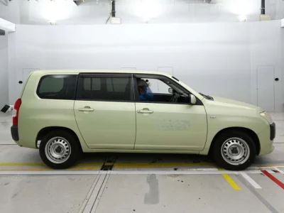 Toyota Succeed