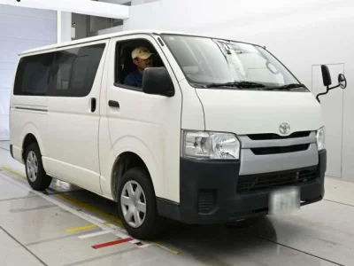 Toyota RegiusAce