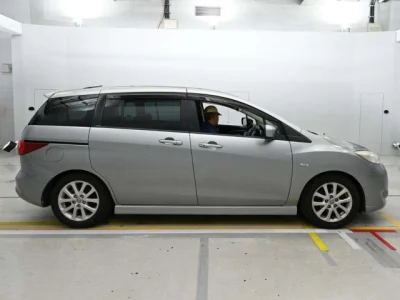 Nissan Lafesta