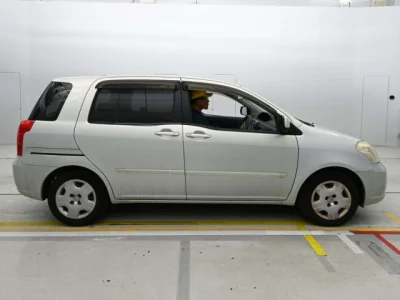 Toyota Raum