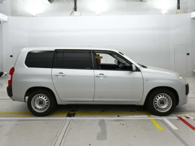 Toyota Succeed