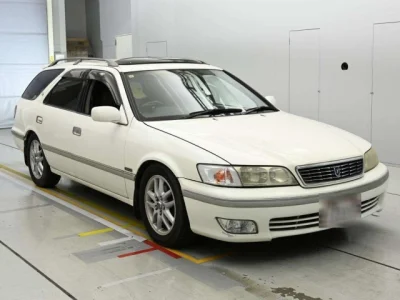 Toyota Mark II Wagon Qualis