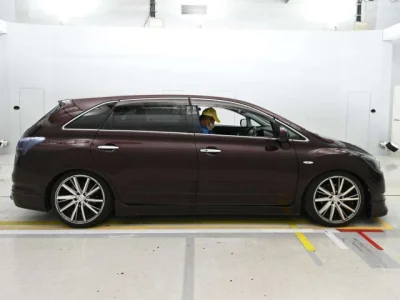 Toyota Mark X Zio