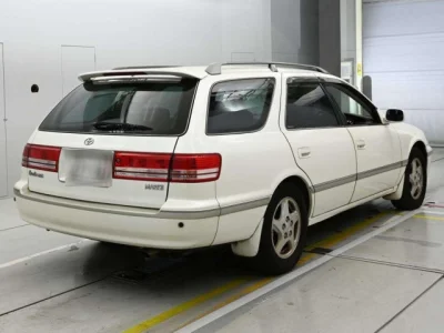 Toyota Mark II Wagon Qualis