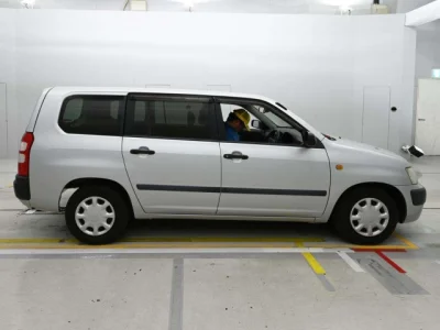 Toyota Succeed