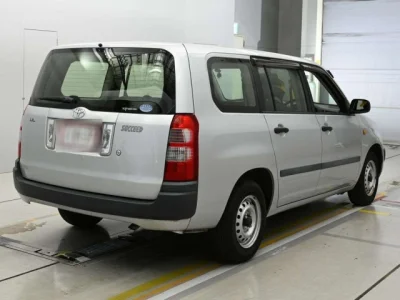 Toyota Succeed