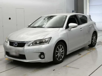 Lexus CT200h