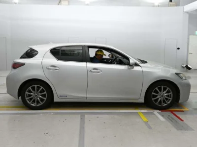 Lexus CT200h