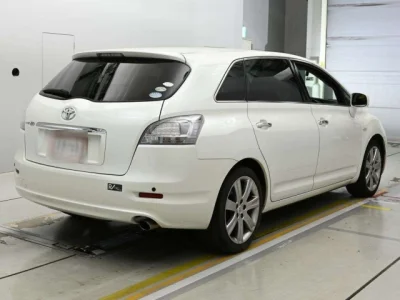 Toyota Mark X Zio
