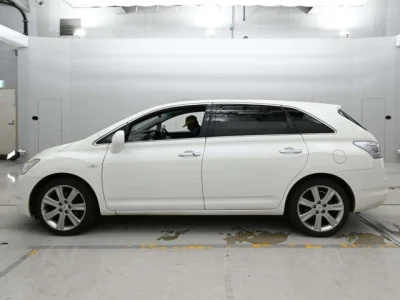 Toyota Mark X Zio