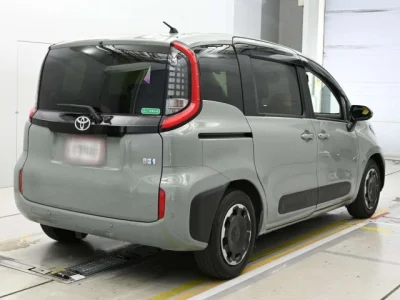 Toyota Sienta
