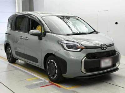 Toyota Sienta