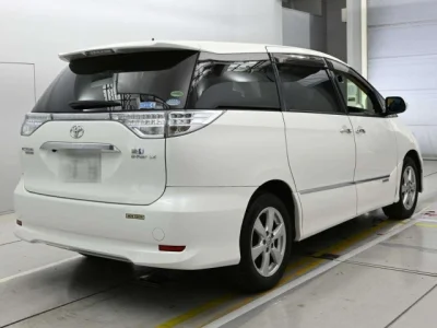 Toyota Estima Hybrid