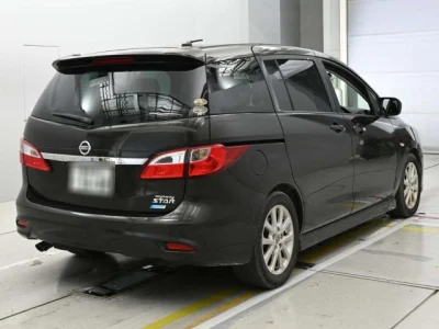 Nissan Lafesta