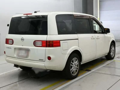 Nissan Lafesta