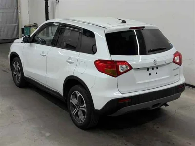 Suzuki Escudo