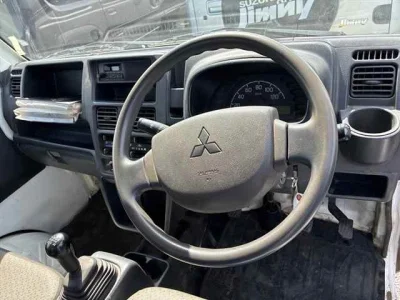 Mitsubishi Minicab Truck