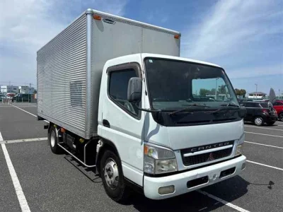 Mitsubishi Fuso Canter